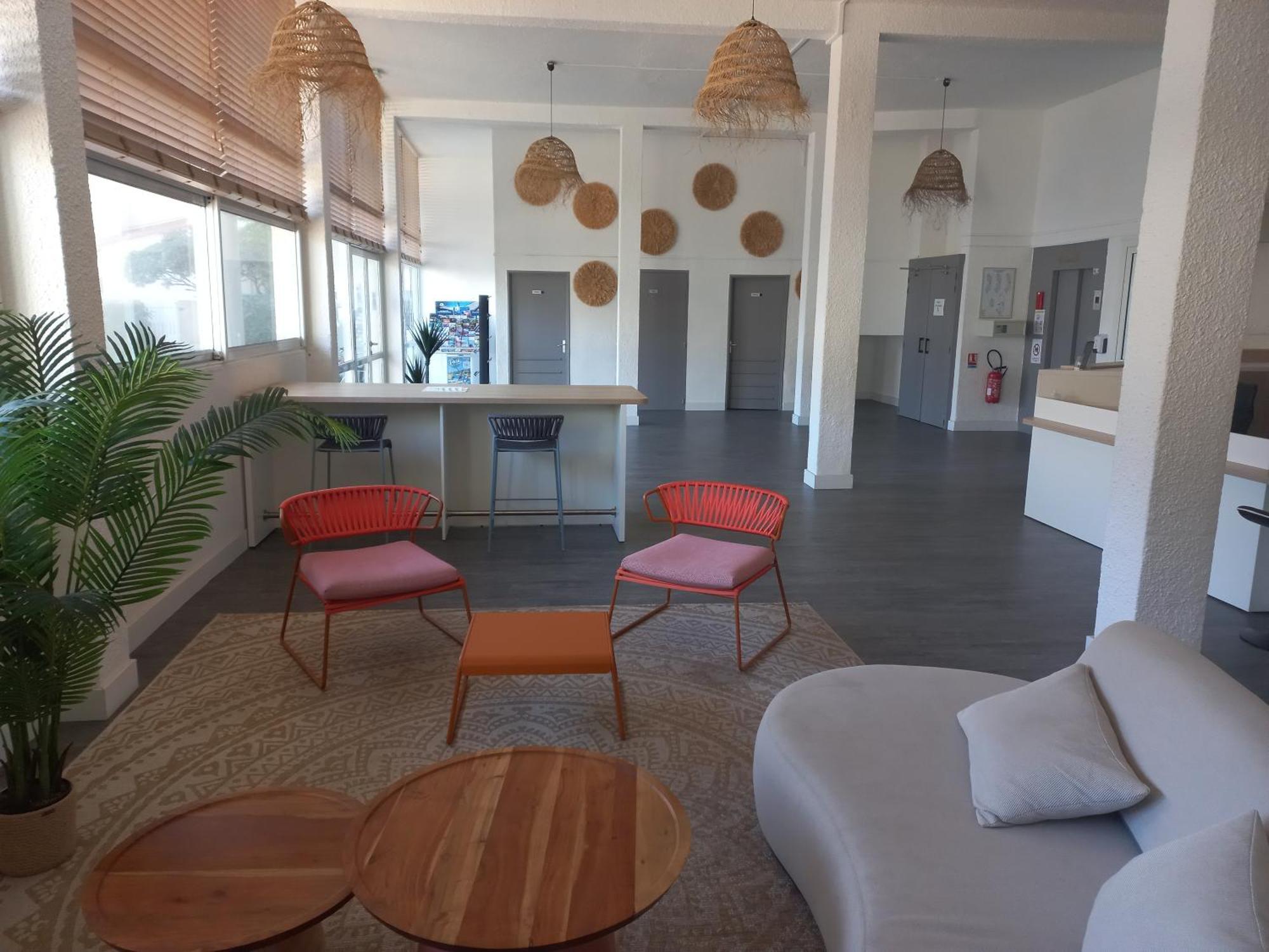 לה ברקרה Coquet Studio 4 Pers, Piscine,Clim Mobile, Plage A 300 M,A 5Min A Pied Du Lydia מראה חיצוני תמונה